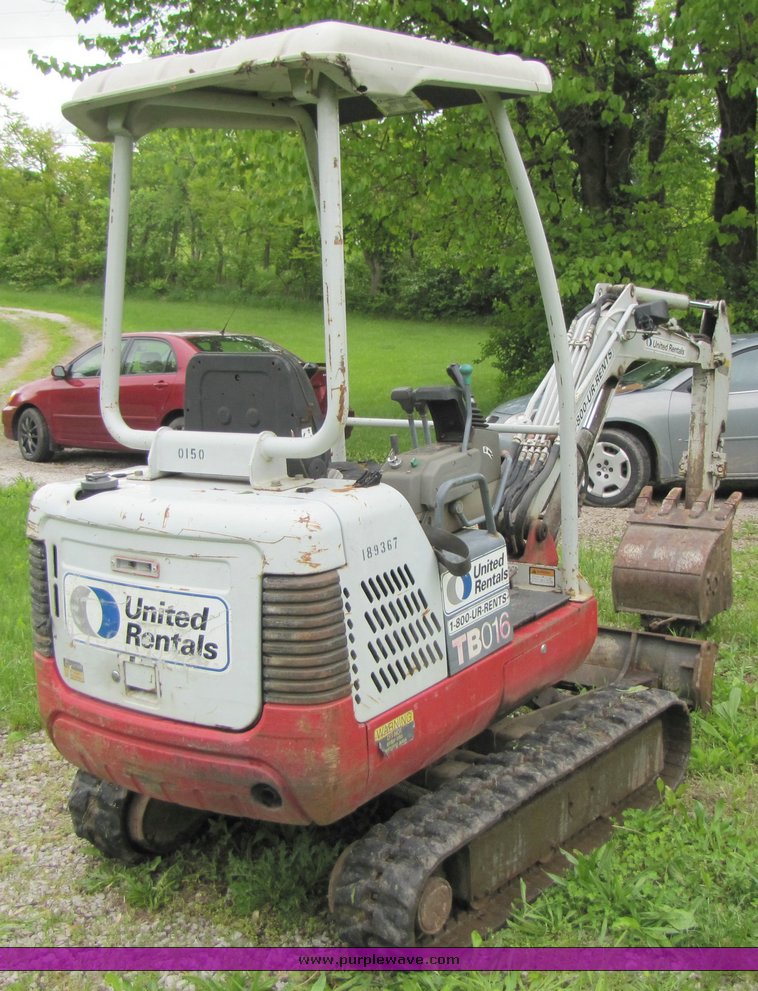 image for item 3296 1999 Takeuchi TB016 mini excavator