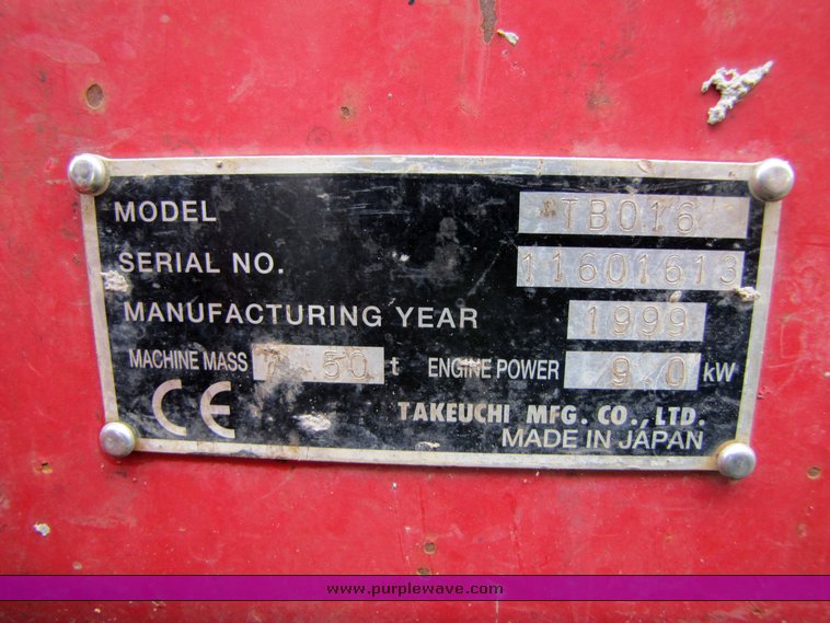 image for item 3296 1999 Takeuchi TB016 mini excavator