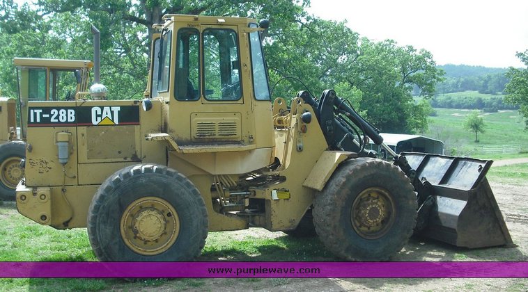 image for item 3488 1992 Caterpillar IT-28B wheel loader