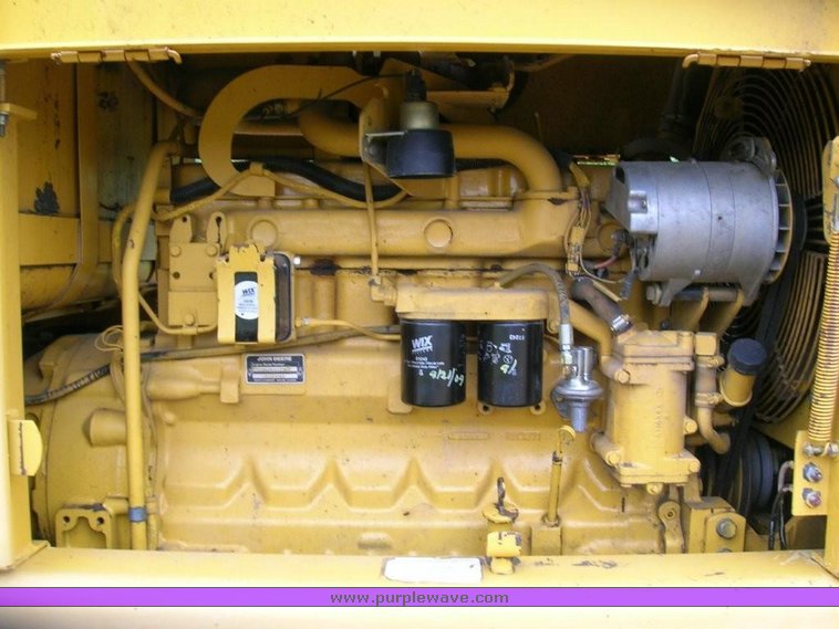 image for item 3489 1993 John Deere 670B motor grader