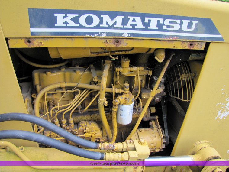 image for item 3747 1979 Komatsu D31P dozer