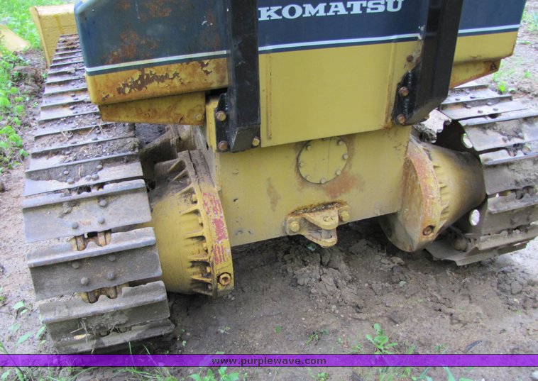image for item 3747 1979 Komatsu D31P dozer