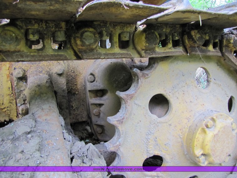 image for item 3747 1979 Komatsu D31P dozer