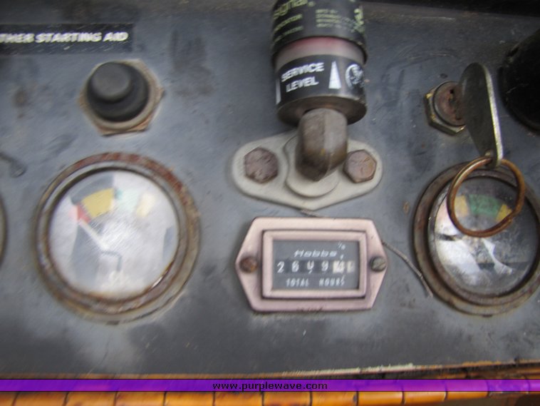 image for item 3749 1978 Case 450B track loader