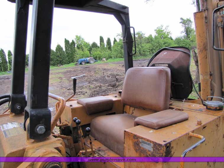 image for item 3749 1978 Case 450B track loader