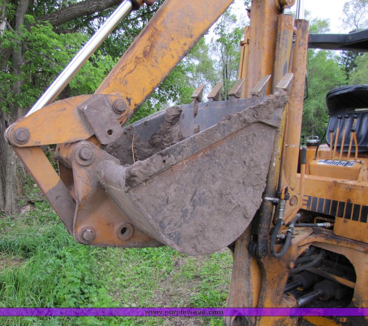 image for item 3749 1978 Case 450B track loader