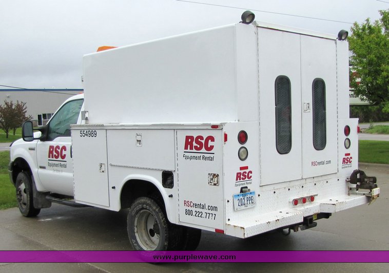 image for item 3750 2005 Ford F350 Super Duty service truck