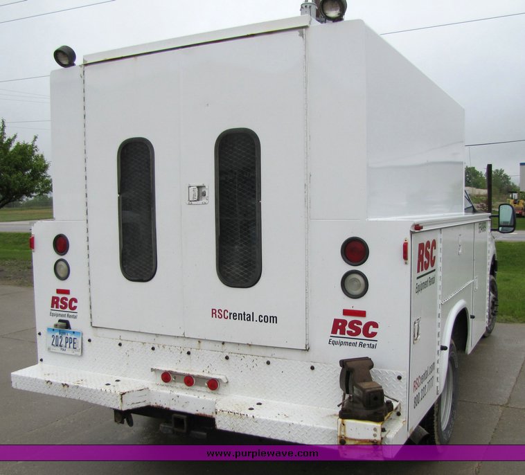 image for item 3750 2005 Ford F350 Super Duty service truck