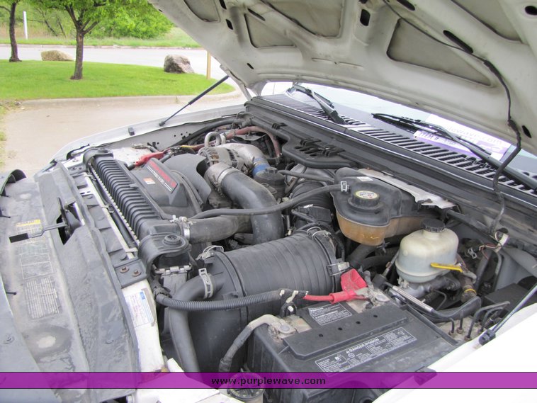 image for item 3750 2005 Ford F350 Super Duty service truck