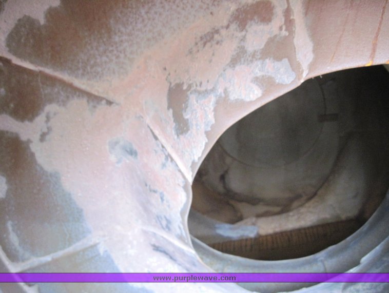 image for item 3930 Mcneilus 11 cubic-yard mixer