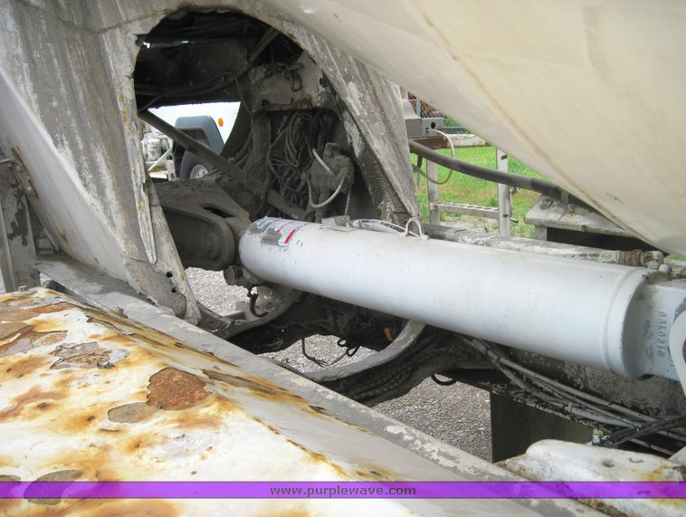 image for item 3930 Mcneilus 11 cubic-yard mixer