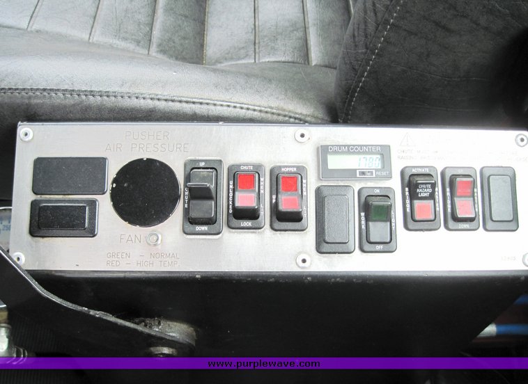 image for item 3930 Mcneilus 11 cubic-yard mixer