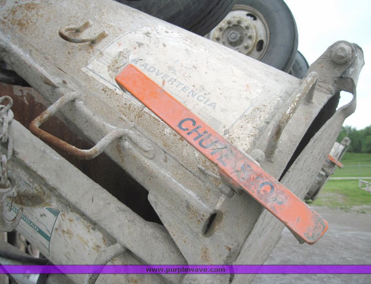 image for item 3931 Mcneilus 11 cubic-yard mixer