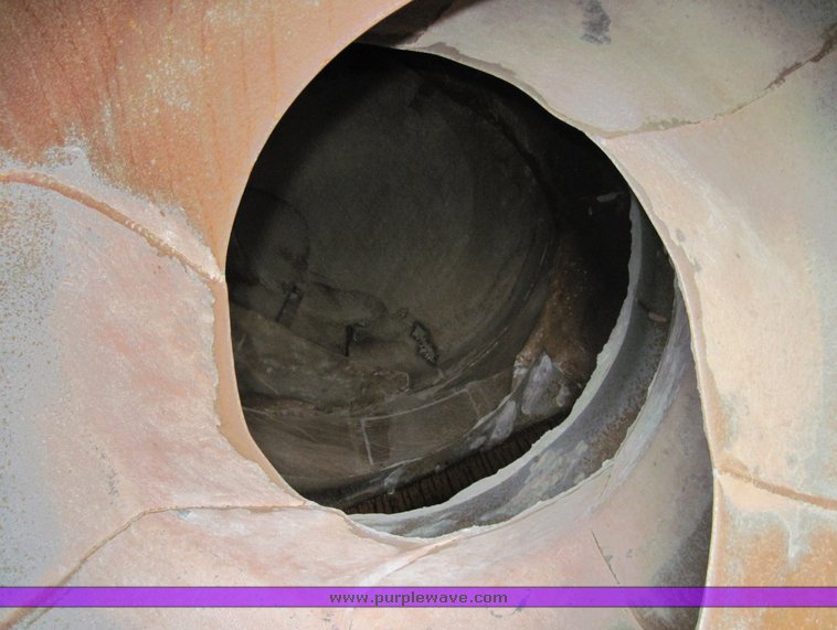 image for item 3931 Mcneilus 11 cubic-yard mixer