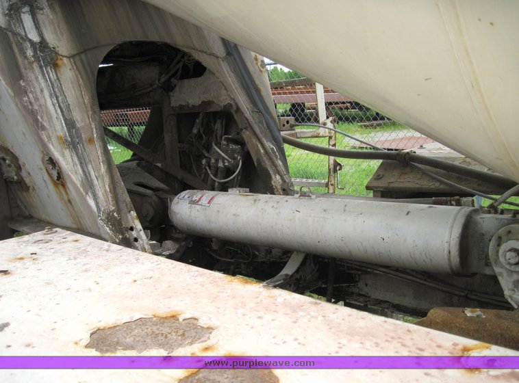 image for item 3931 Mcneilus 11 cubic-yard mixer