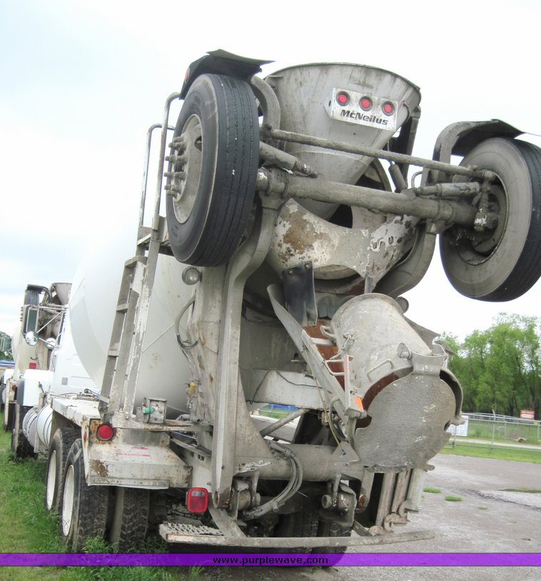 image for item 3932 Mcneilus 11 cubic-yard mixer