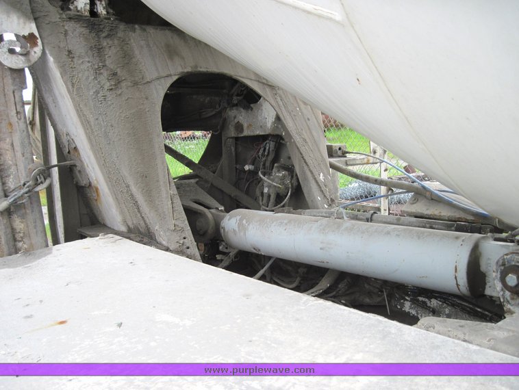 image for item 3932 Mcneilus 11 cubic-yard mixer