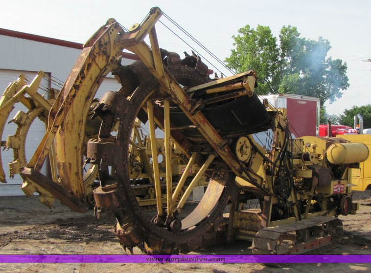 image for item 3934 1968 Cleveland V110 wheel trencher