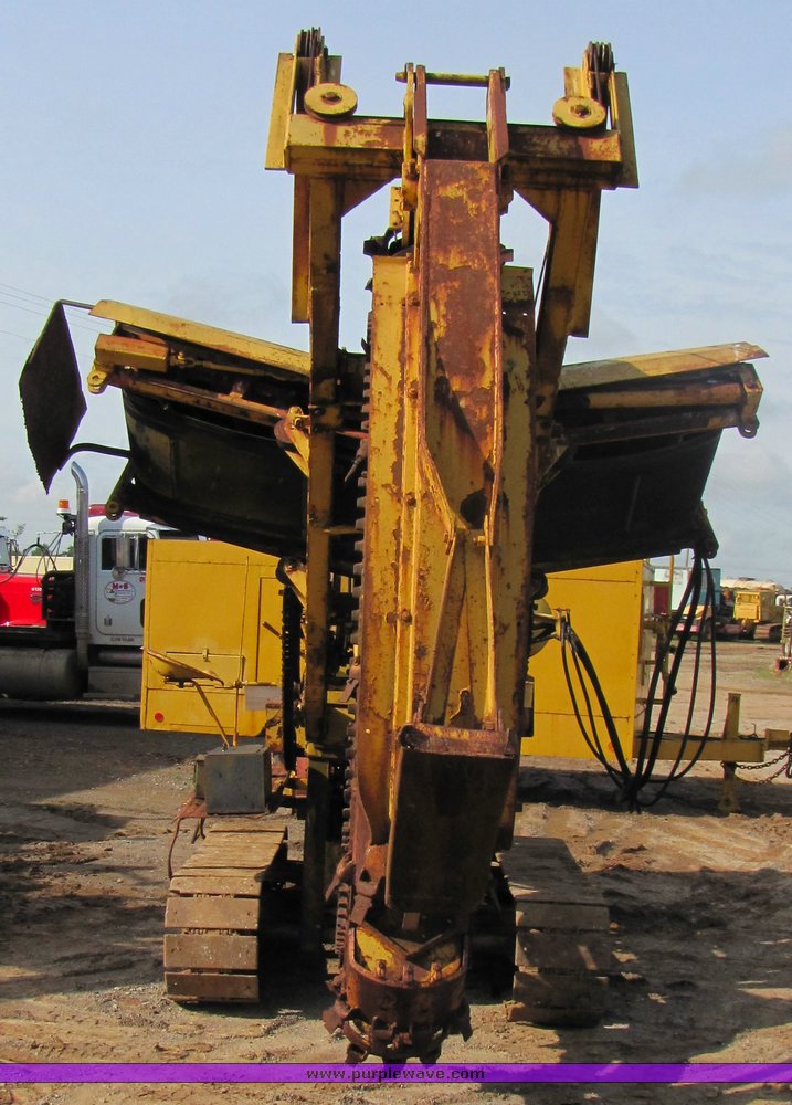 image for item 3934 1968 Cleveland V110 wheel trencher