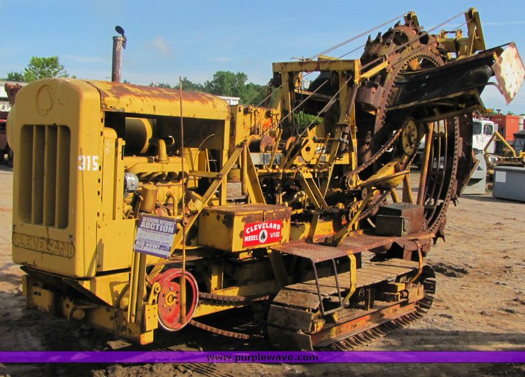 image for item 3934 1968 Cleveland V110 wheel trencher