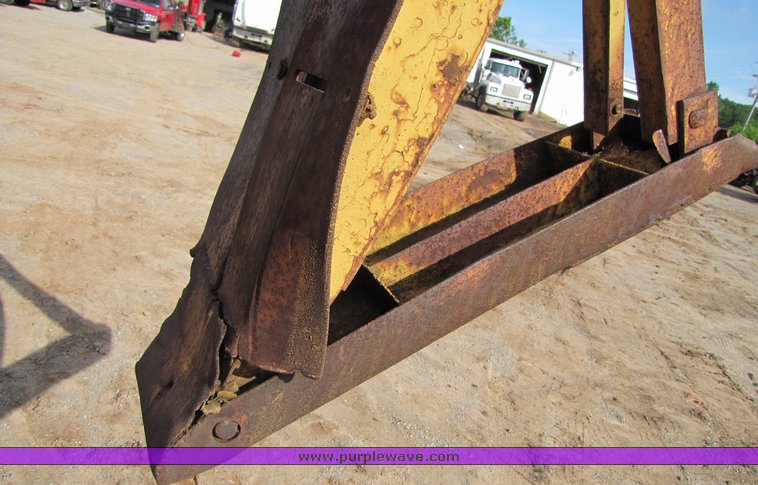 image for item 3934 1968 Cleveland V110 wheel trencher