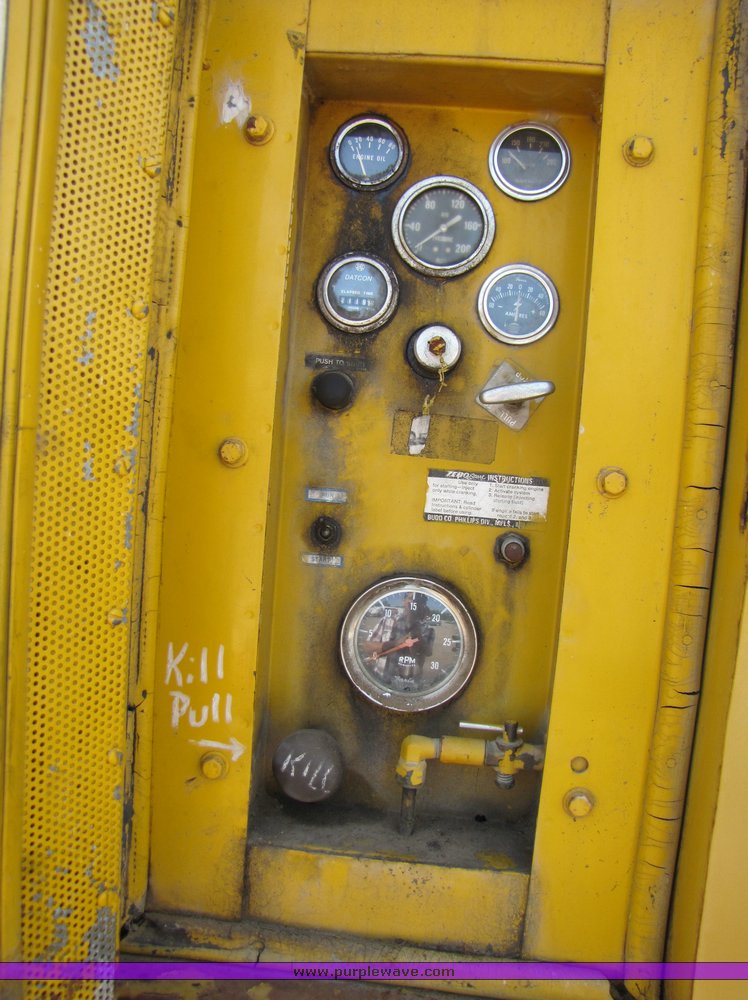 image for item 3935 Leroy Q600DC 600 cfm air compressor