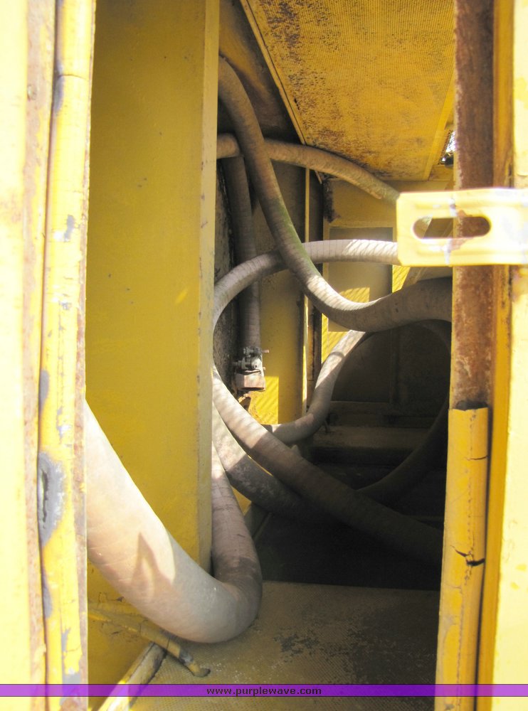 image for item 3935 Leroy Q600DC 600 cfm air compressor