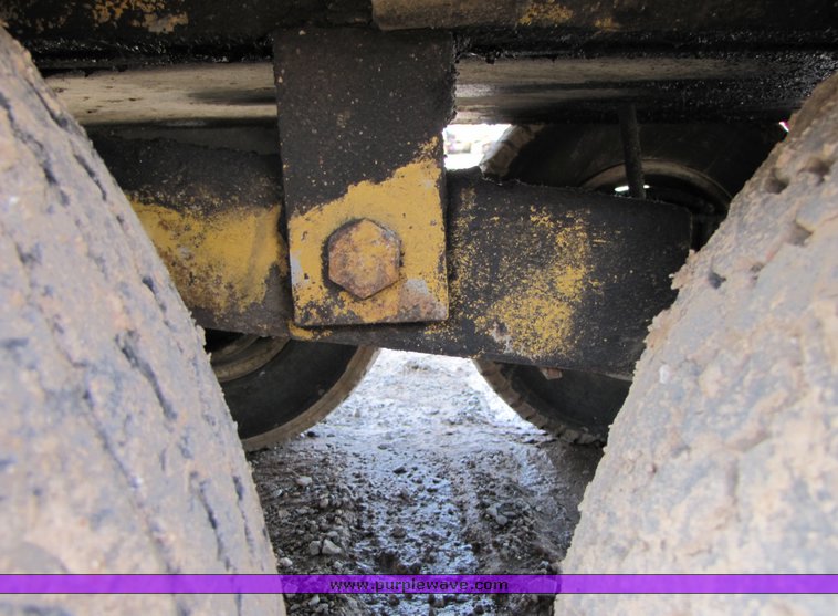 image for item 3935 Leroy Q600DC 600 cfm air compressor