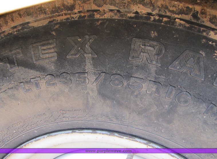 image for item 3935 Leroy Q600DC 600 cfm air compressor