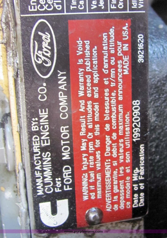 image for item 4258 1993 Ford F700 ladder truck