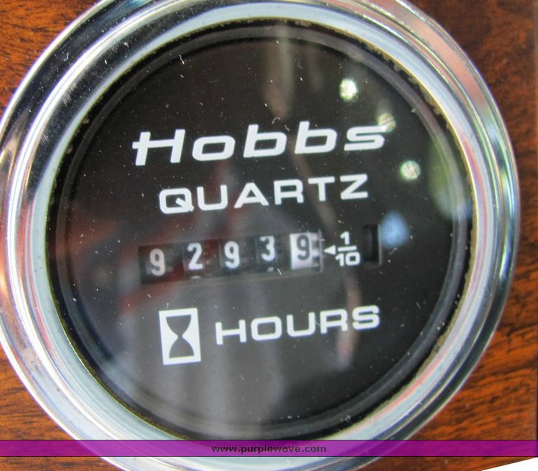 image for item 4301 2000 Peterbilt Conventional 378 semi truck