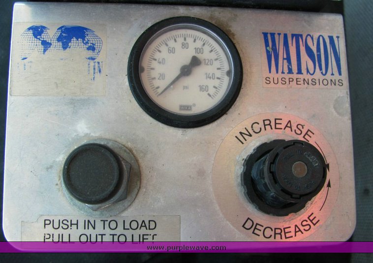 image for item 4302 2000 Freightliner FL112 dump truck