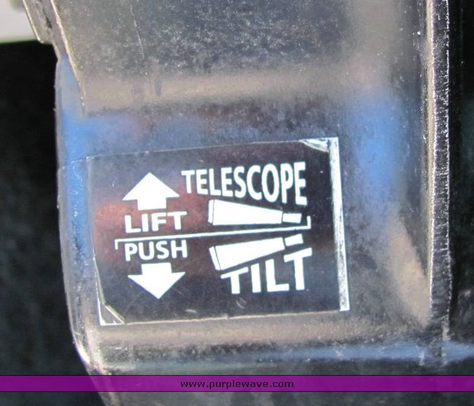 image for item 4302 2000 Freightliner FL112 dump truck