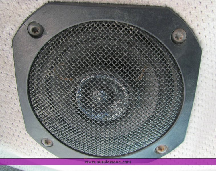 image for item 4302 2000 Freightliner FL112 dump truck