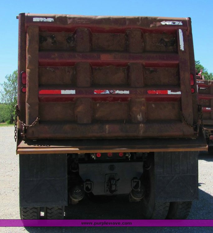 image for item 4303 2000 Freightliner FL112 dump truck