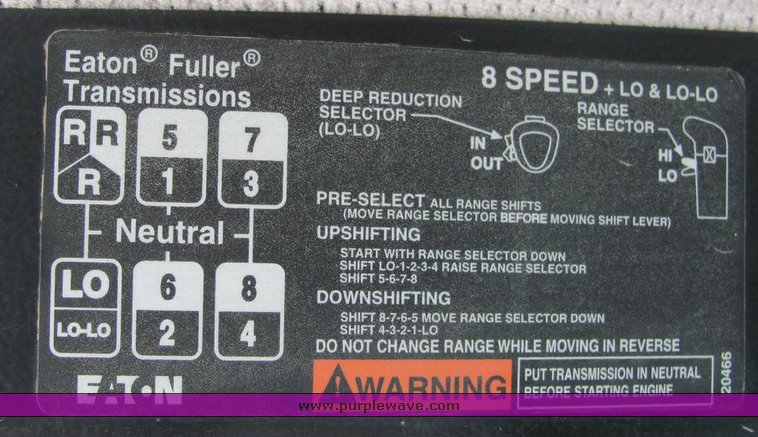 image for item 4303 2000 Freightliner FL112 dump truck