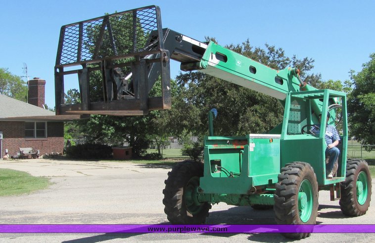 image for item 4324 1998 Traverse Lift TL6035 telehandler