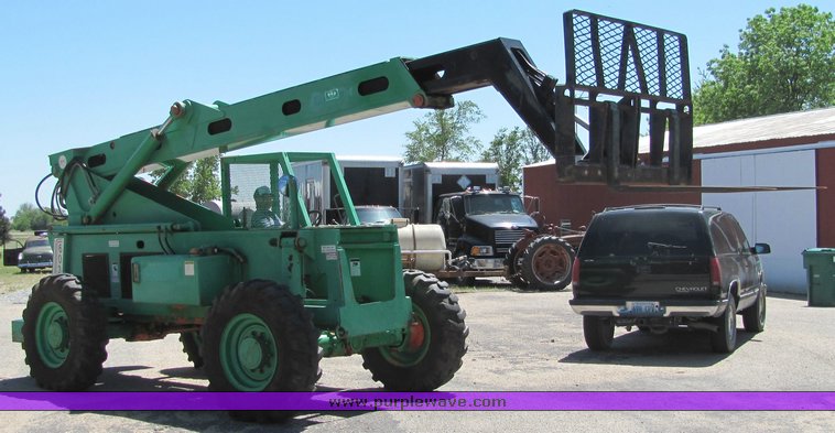 image for item 4324 1998 Traverse Lift TL6035 telehandler