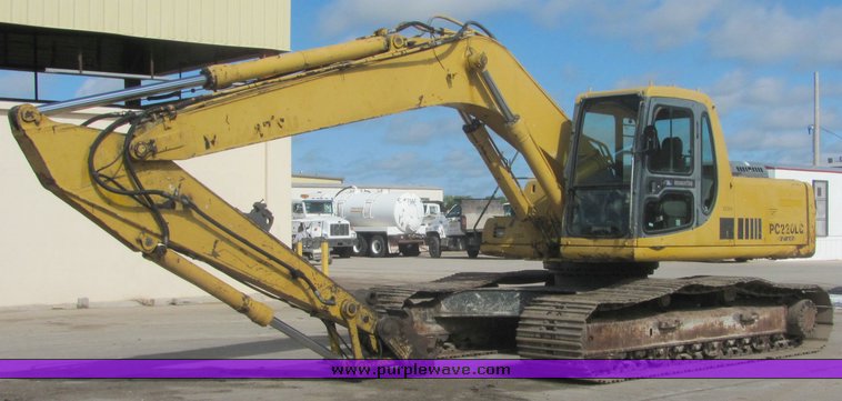 image for item 4660 1994 Komatsu PC220LC-6 excavator