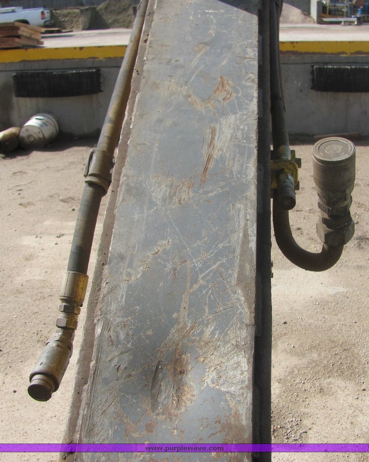 image for item 4660 1994 Komatsu PC220LC-6 excavator