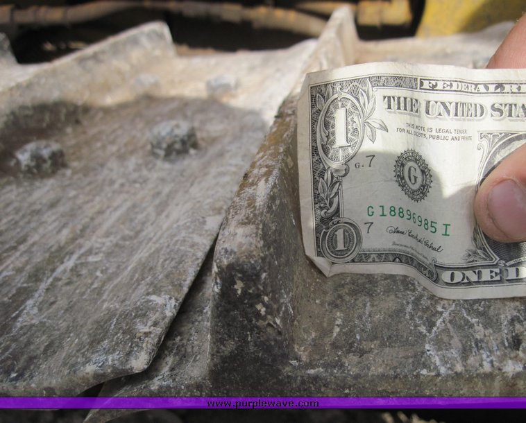 image for item 4713 Caterpillar D5H dozer