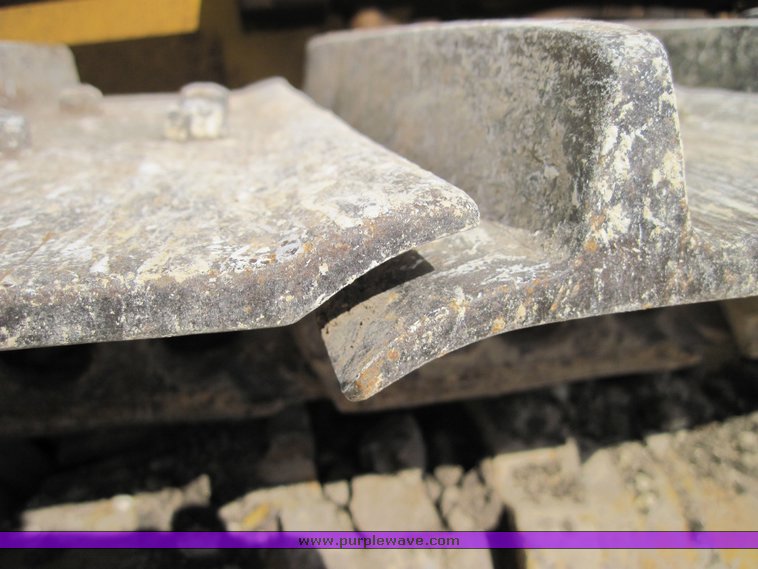 image for item 4713 Caterpillar D5H dozer