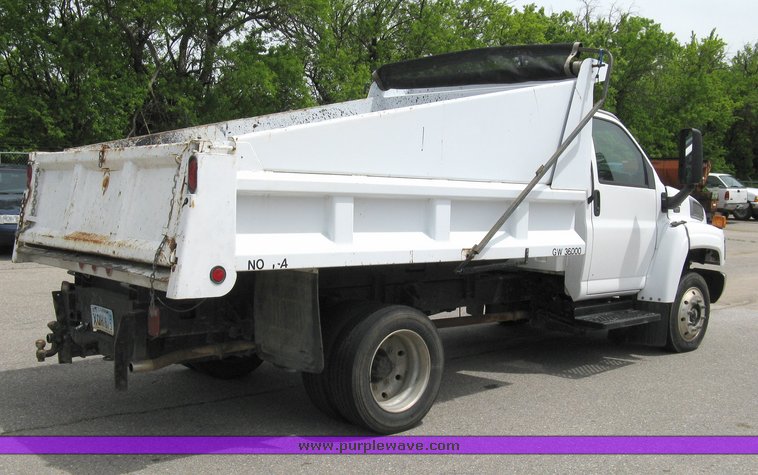 image for item 5003 2002 Chevrolet C4500 dump truck