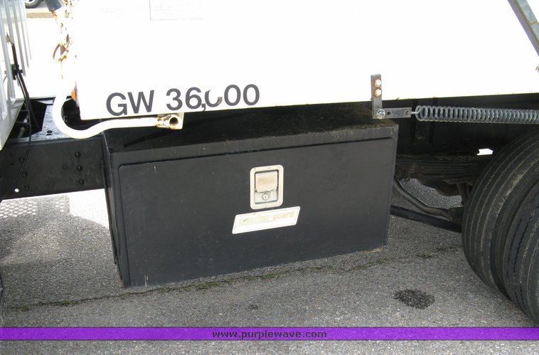 image for item 5003 2002 Chevrolet C4500 dump truck