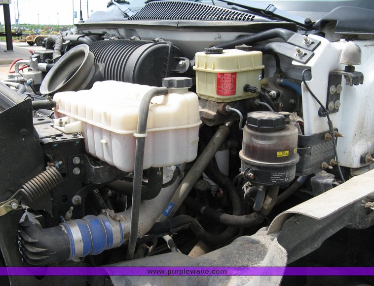 image for item 5003 2002 Chevrolet C4500 dump truck