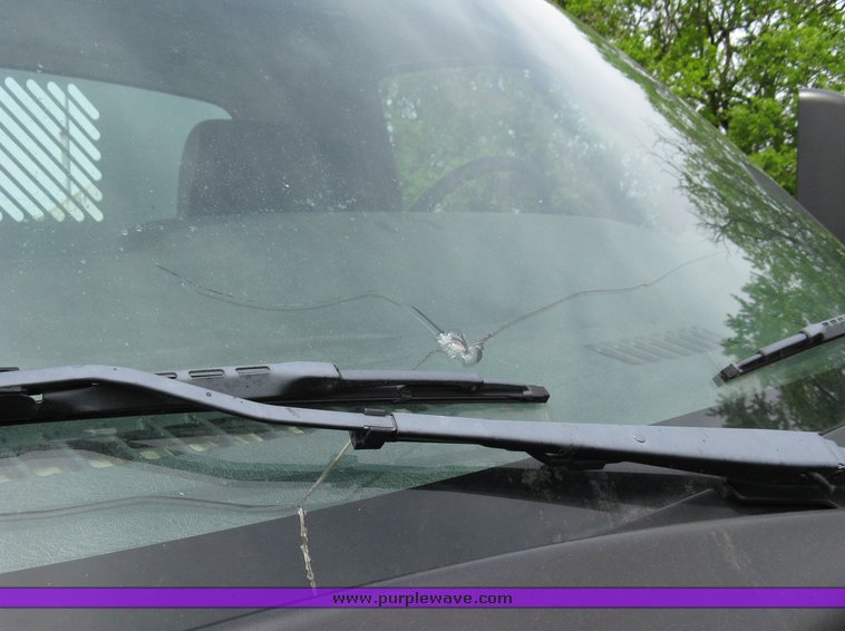 image for item 5003 2002 Chevrolet C4500 dump truck