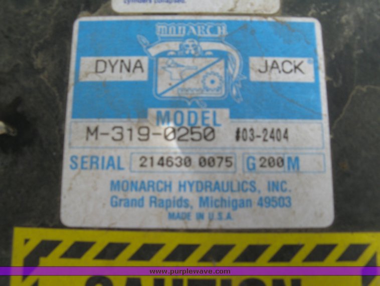 image for item 5003 2002 Chevrolet C4500 dump truck