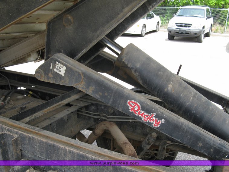 image for item 5003 2002 Chevrolet C4500 dump truck