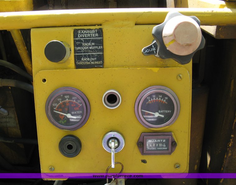 image for item 5005 Gehl 1448 asphalt paver