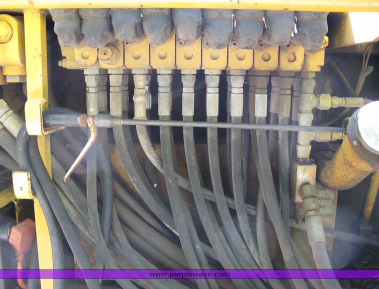 image for item 5005 Gehl 1448 asphalt paver